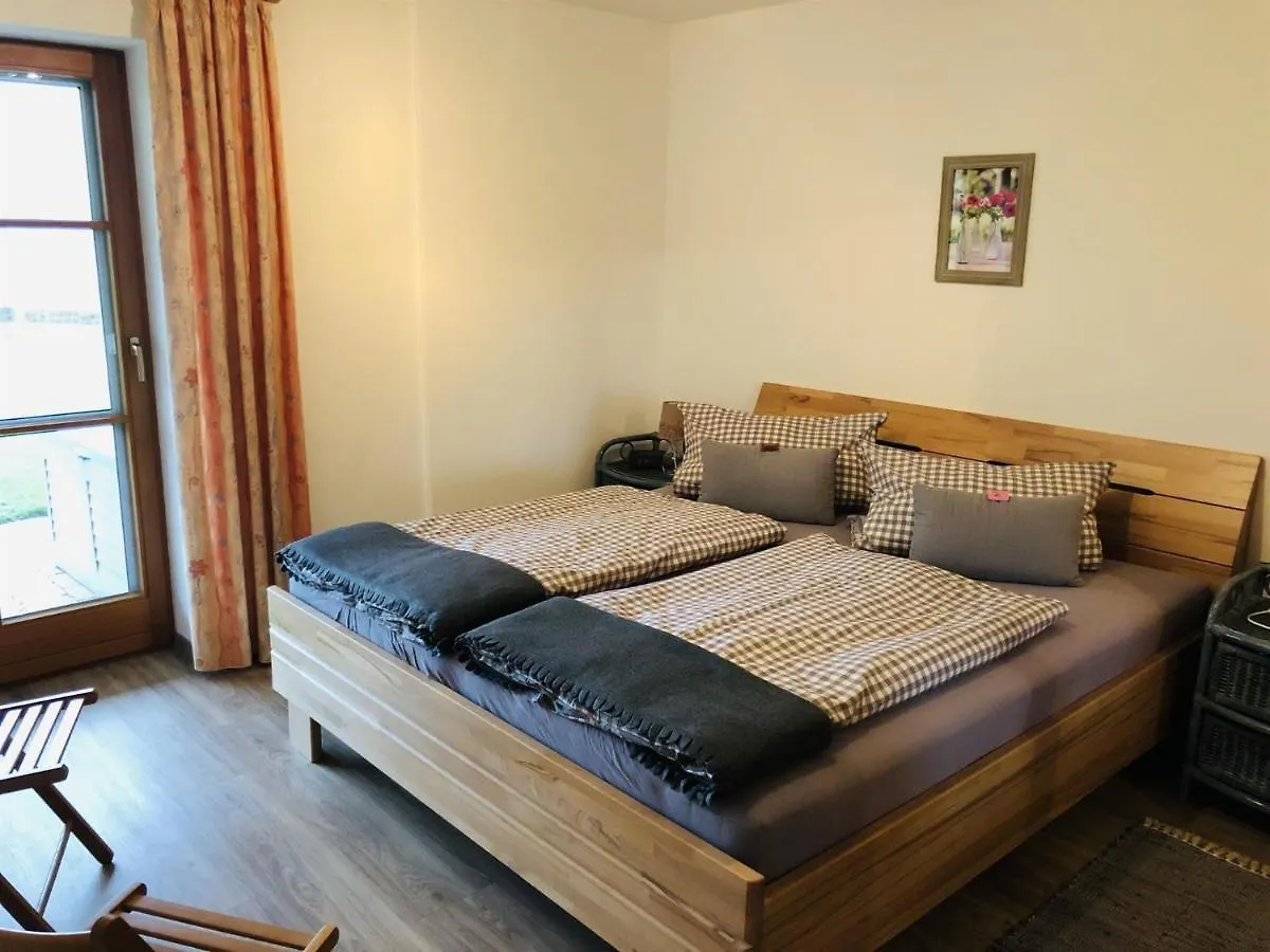 Apartment Ferienwohnungen Britta Heim Oberstaufen